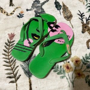 Diesel kids size 9 Green and Pink Graphic Flip Flops